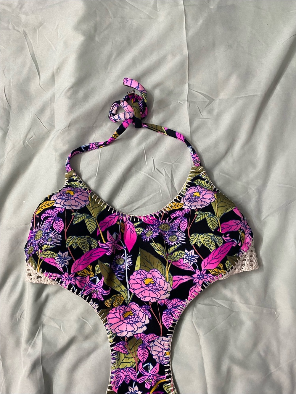 Victoria's Secret Tropical Floral Crochet Monokini Size Large Boho Festival - Picture 4 of 12